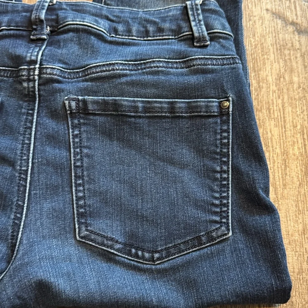 Maurices Blue Skinny Jeans with Classic Indigo Wash-size 6 - Picture 3 of 10
